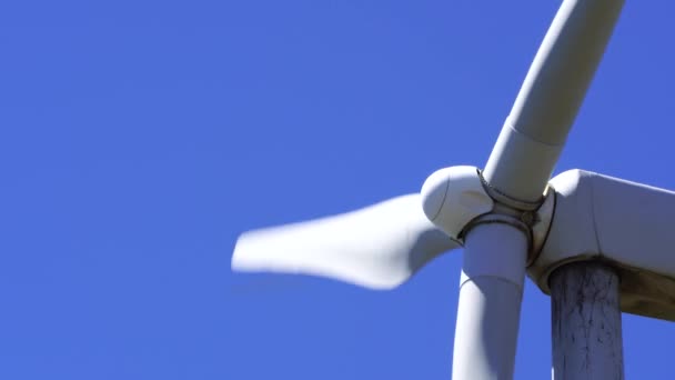 Portugal Wind Turbine Eolic Moving Lousa Portuguese Mountain Range — Vídeos de Stock