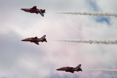 T1 jet uçağı air Show Şahin