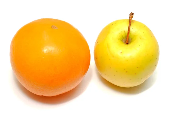 Äpfel und Orangen — Stockfoto