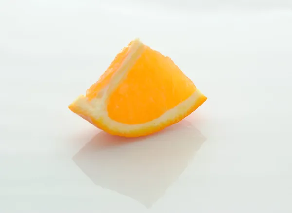 Dilimlenmiş portakal — Stok fotoğraf