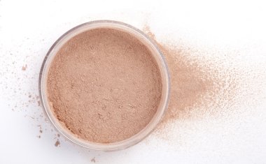 toz beyaz izole açın