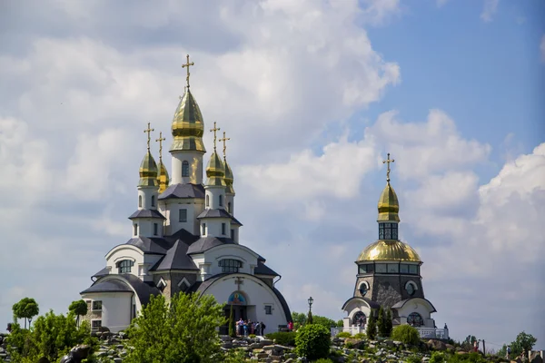 教会在 buki 村庄，乌克兰 — 图库照片