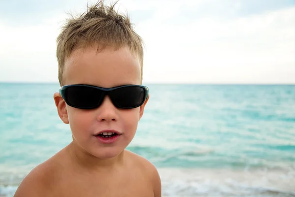 Cute kid boy, sea beach — Stock Photo, Image