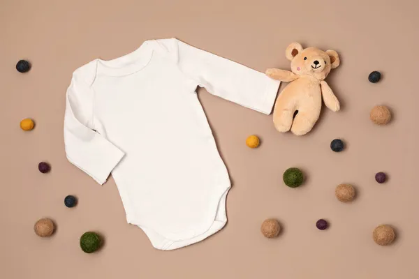 Mockup Pakaian Bayi Putih Yang Terbuat Dari Kapas Organik Dengan — Stok Foto