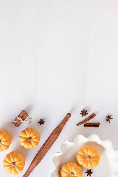 Fall Pie Baking Ingredients Pumpkins Seasonal Spices Tools Pumpkin Pie — Stock Photo, Image
