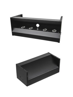 Pnömatik silahlardan ateş etmek için hedefleri olan metal mermi avcısı. Atış poligonunda katlanan hedefler. Beyaz arkaplanda izole et.