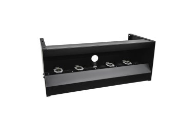 Pnömatik silahlardan ateş etmek için hedefleri olan metal mermi avcısı. Atış poligonunda katlanan hedefler. Beyaz arkaplanda izole et.