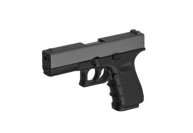 Modern yarı otomatik tabanca. Nefsi müdafaa için kısa namlulu bir silah. Polisi, özel kuvvetleri ve orduyu silahlandırmak. Beyaz arkaplanda izole et.