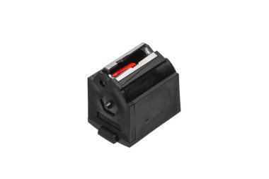 .22lr tüfek şarjörü beyaz arkaplanda izole.