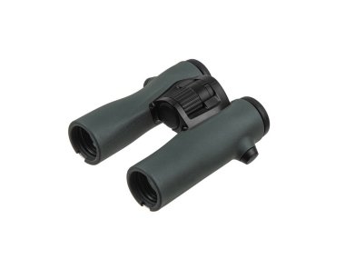 Modern dürbünler. Uzun mesafelerde gözlem için optik bir araç. Beyaz arkaplanda izole et.