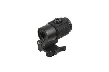 Modern optik kolatör görüşü. Kısa mesafeden ateş etmek için nişan alma cihazı. Beyaz arkaplanda izole et.