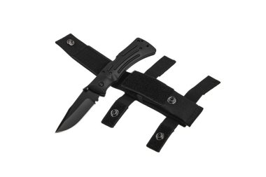 Cep çakısı beyaz arka planda izole edilmiş. Katlanan bir bıçakla küçük metal bir bıçak..