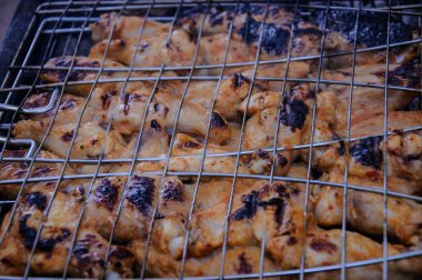 Barbekü tavuk kanadı