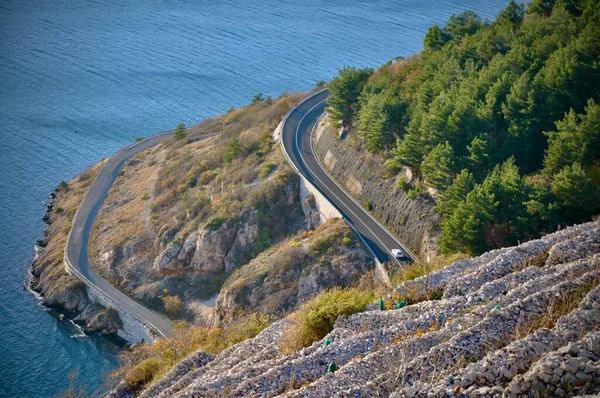 Σταθερη Πετρελαια Κακακια Ειναι Προστατευτικη Κληρονομια Τησ Περιοχησ Αυτοί Πέτρινοι — Φωτογραφία Αρχείου