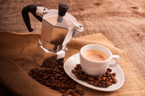 Kahve ile İtalyan moka — Stok fotoğraf