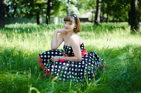 Young retro-girl — Stock Photo, Image