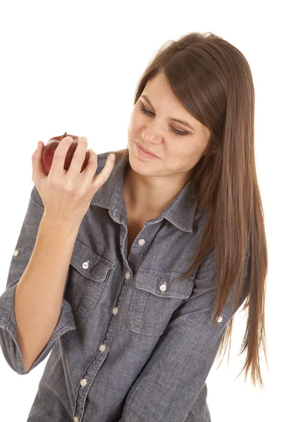 Drží jablko — Stock fotografie