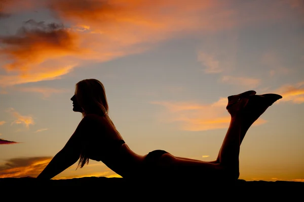 Vrouw silhouet badmode mager omhoog — Stockfoto