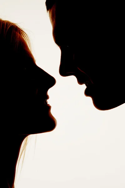 Silhouette couple head shot close — Stock Photo, Image