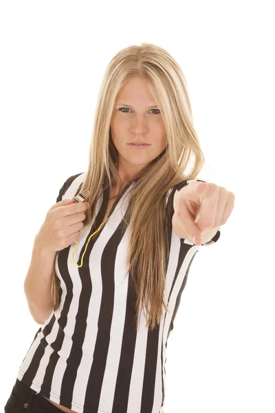 Mujer árbitro señalando — Foto de Stock