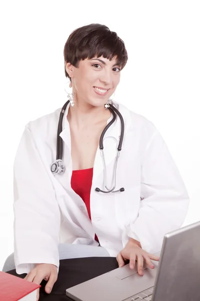 Lekarz z laptopa — Zdjęcie stockowe