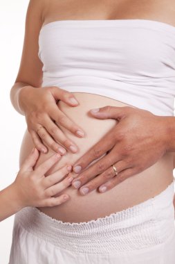 aileler eller göbek