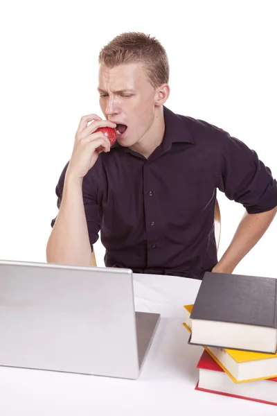 Estudo comer lanche — Fotografia de Stock