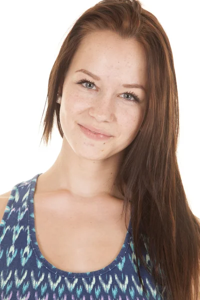Close-up van glimlach tiener meisje blauw — Stockfoto