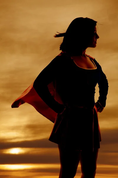 Silueta mujer super héroe capa — Foto de Stock