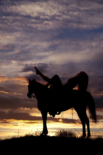 Kowboj na koniu wahadłowy liny — Zdjęcie stockowe