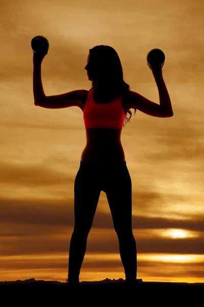 Silhouette Frau Bälle nach oben Look Seite — Stockfoto