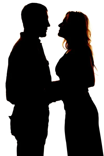 Silhouet van het paar omhoog dicht bij elkaar — Stockfoto