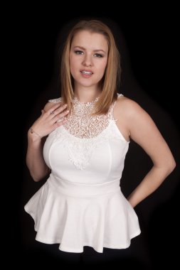 Kara el omuz kadın beyaz forması