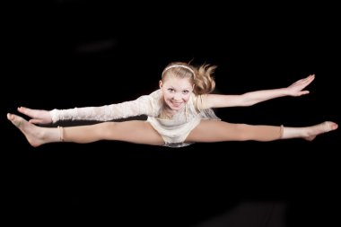 genç kız sıçrama