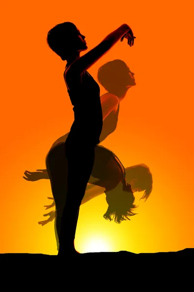 Silhouette danse mouvement femme — Photo