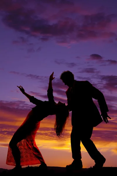 Silhouette woman lean back look up at man — Stock Photo, Image