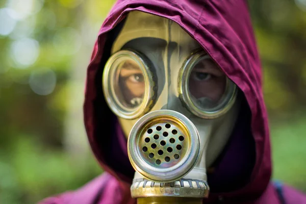 Ecological Catastrophy Post Apocalyptic Survivor Gas Mask Man Forest — Stock Photo, Image