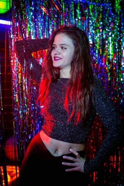 Dançarina Discográfica Com Luz Néon Mulher Modelo Moda Luz Néon — Fotografia de Stock