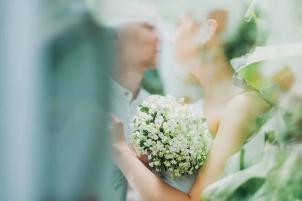 Bride Groom Stand Side Side Kissing Man Gently Holds Her — 스톡 사진