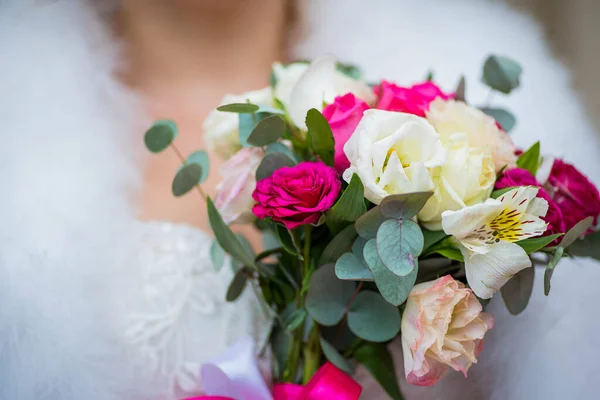 Bouquet Flowers Background Bride White Dress Wedding Ceremony — Stockfoto