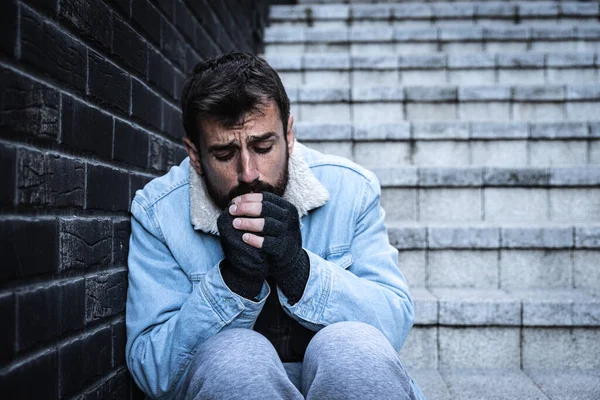 Young Sick Depressed Homeless Hobo Man Mental Issues Sitting Staircase — Stock Photo, Image