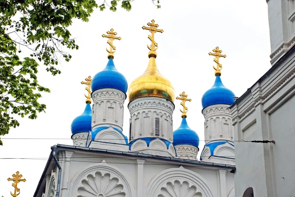 Cúpulas e Cruzes da Igreja Ortodoxa (Moscou ) — Fotografia de Stock