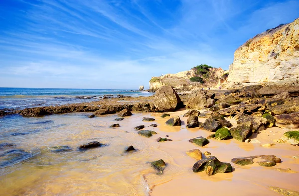 Rocks and sea waves — Stock Photo, Image