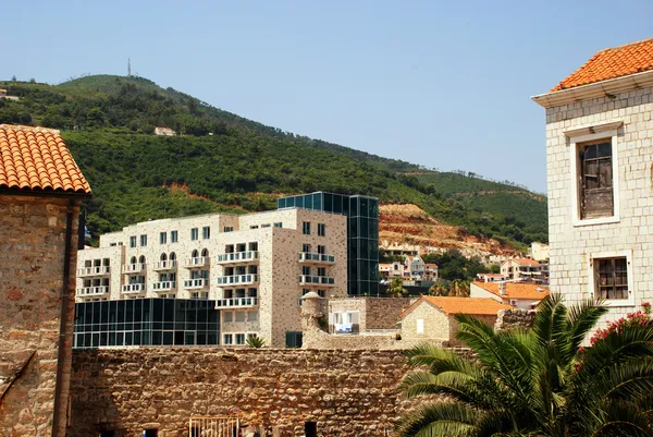 Old and modern town in Budva (Montenegro) — Stock Photo, Image