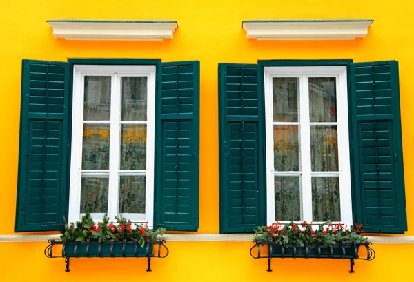 Typické bavorské windows — Stock fotografie