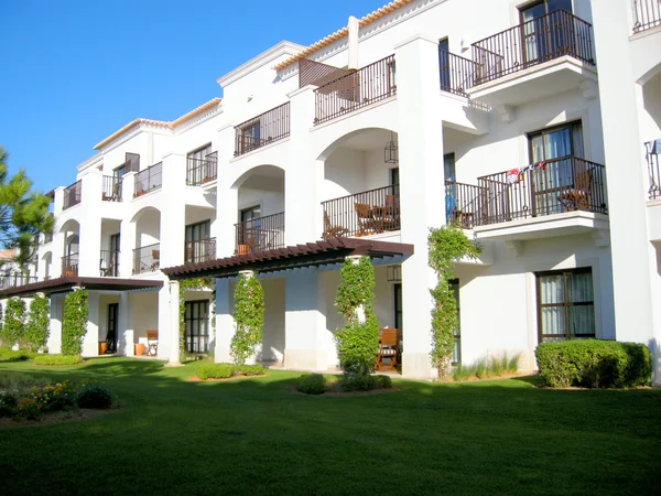 White luxury villa and lawn — Stock Photo, Image