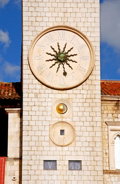 Tour de l'horloge célèbre de Dubrovnik (Croatie ) — Photo