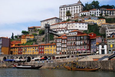 Ribeira ve şarap boats(
