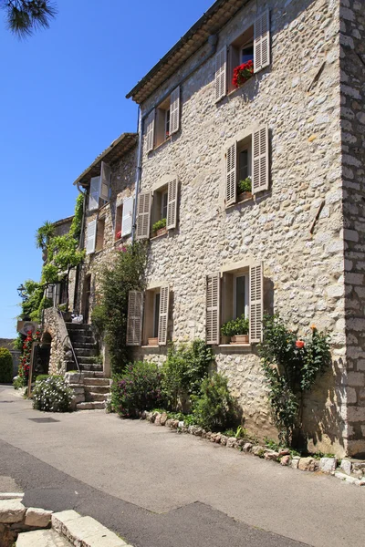 Сельские дома из песчаника в Saint-Paul de Vence, Provence, France — стоковое фото