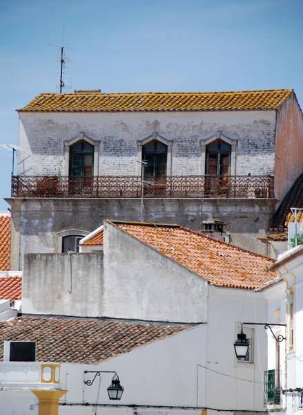 Střechy a stavby (Portugalsko) — Stock fotografie